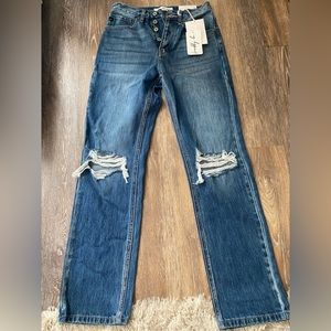 Boyfriend Fit Jeans- Size 24